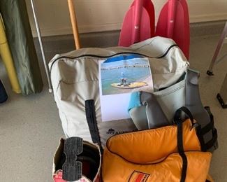 INFLATABLE KAYAK WITH PADDLES