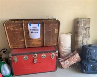VINTAGE TRUNK, MISC ITEMS