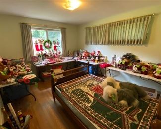 CHRISTMAS ROOM