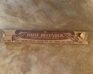 DAISY DEFENDER