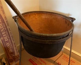 APPLE BUTTER KETTLE