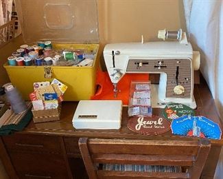 Singer Sewing Machine Touch n Sew