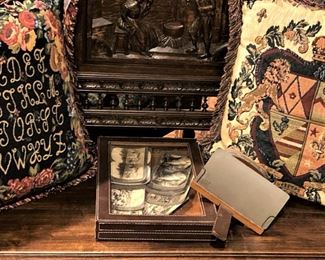 Decorative pillows; stereograph and pictures
