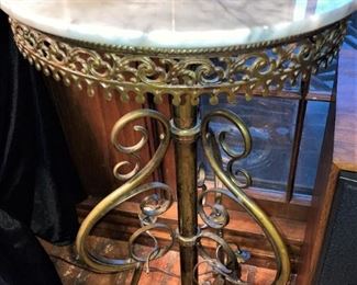 Bottom of floor lamp table