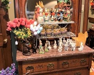 Fine looking Eastlake dresser and mirror