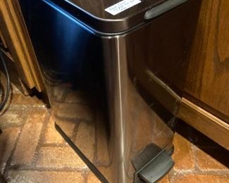 Stainless steel trash can