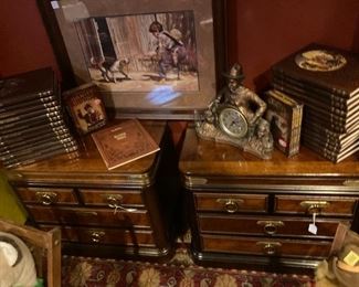 Nightstands/side tables