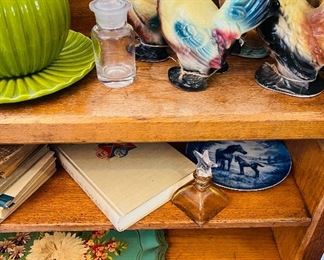 Vintage ceramic chickens