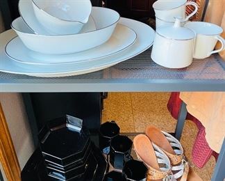 Black dinnerware