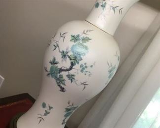 799 Floral Table Lamp X2min