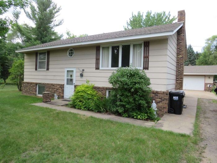 This house in Ramsey, MN will be sold at auction on July 24, 2021 at or about 1 p.m. 