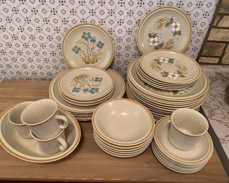 Hearthside garden festival stoneware