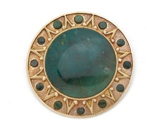88
An Enrique Ledesma Gold And Agate Brooch
Third-quarter 20th Century; Taxco, Mexico
Stamped: Ledesma / 14k
The circular brooch with sun-motif further set with blue-green agate
1.5" Dia.
9.8 grams
Estimate: $400 - $600