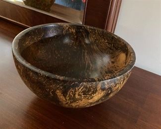 wooden bowl // artisan piece