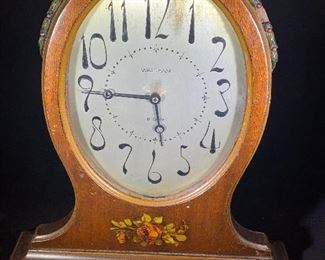 vintage mantle clock 