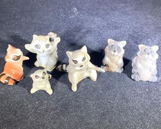 teeny tiny racoons