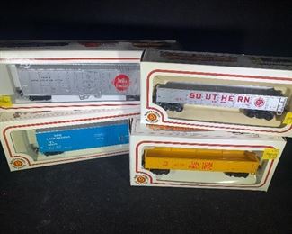 HO scale train cars