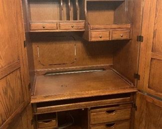 computer workstation armoire 