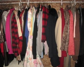 Large quantity of Ladies Clothing.