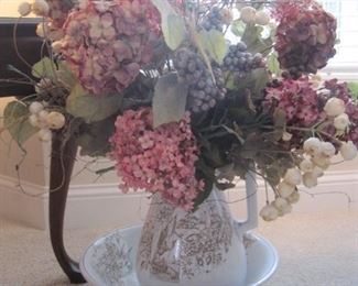 Wash Set with Flowers.