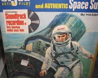 GI Joe Space Capsule and accessories sold as a set( see next picture).