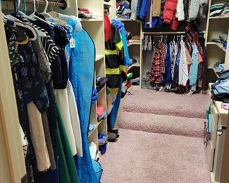 Closet Full of Pre- Teen and Teen Clothes- Hollister- Abercrombie- Under Armour-  Bremen High School and MORE! 