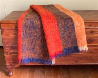 SHOP NOW at HuntEstateSales.com! 