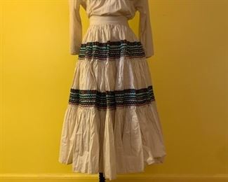 SHOP NOW at HuntEstateSales.com! 