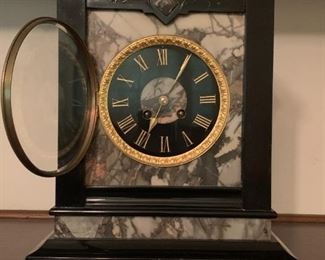 SHOP NOW at HuntEstateSales.com! 