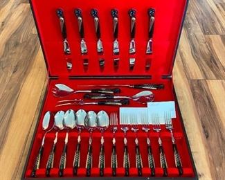 Box Set of Fine Silver Ware 
