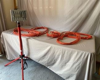Construction Lamp & Extension Cords
