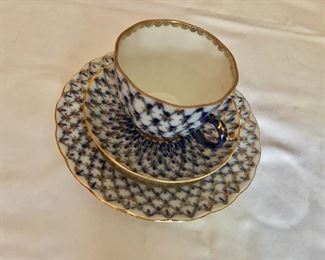 $25 Lomonosov cobalt blue cup and saucer and underplate 