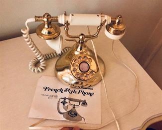 $45 Vintage Radio Shack French style phone 
