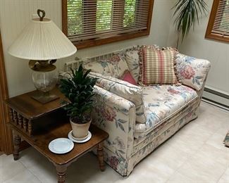 Love seat and end table