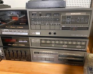 Stereo equipment with Kenwood speakers