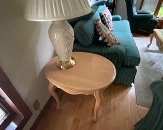 Ethan Allen oval occasional table