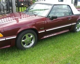 1988 Ford Mustang GT 5.0 - Cobra Engine