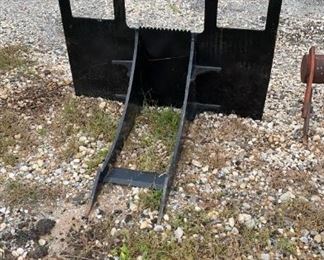 Concrete breaker stump bucket for a quick attach