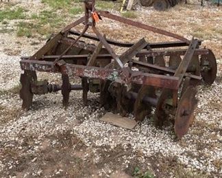 5 ft. 3 point hitch disc