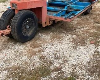 Airport fuel trailer