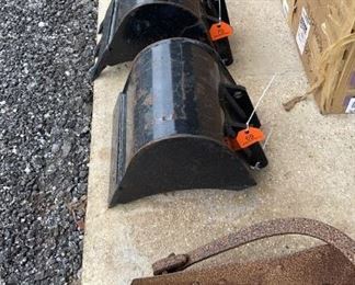 Mini excavator buckets