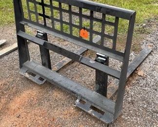 Quick attach pallet forks