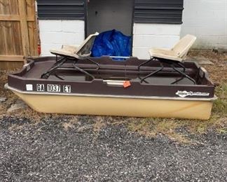 Sun Dolphin Sportsman 2-man Boat