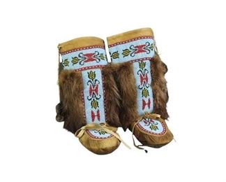 Native Pair of American Beaded Fur Moccasins Mukluks Boots