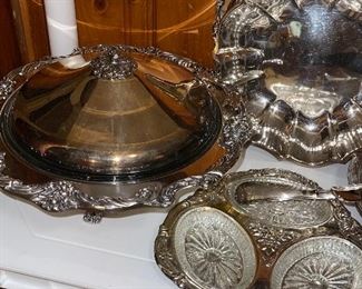 Reed & Barton, Sheffield, Godinger, Towel Silver Plate Serving Pieces and Others