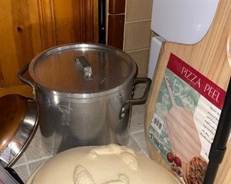 Sassafras Rooster Baker, Toroware Large Pot, Copper Bottom Wagner Ware Fry Pan