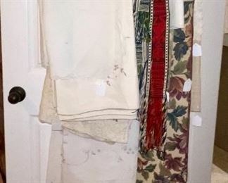 Cut Work Vintage Tablecloths, Table Runners