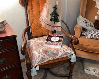 Nice Antique High Back Throne Style Chair