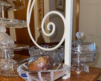 Villroy Boch Glass Bowl, Thistle Wheat EAPG Covered Dish