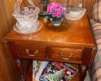 Drop Sides End table